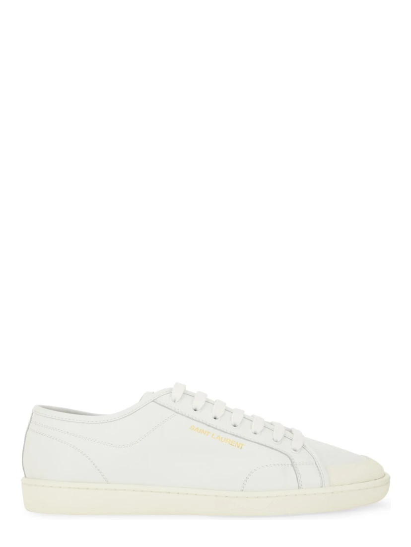 حذاء رياضي من الجلد الناعم