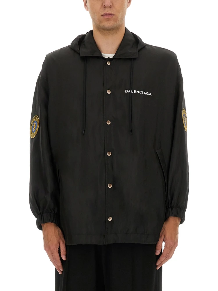OVERSIZED WINDBREAKER