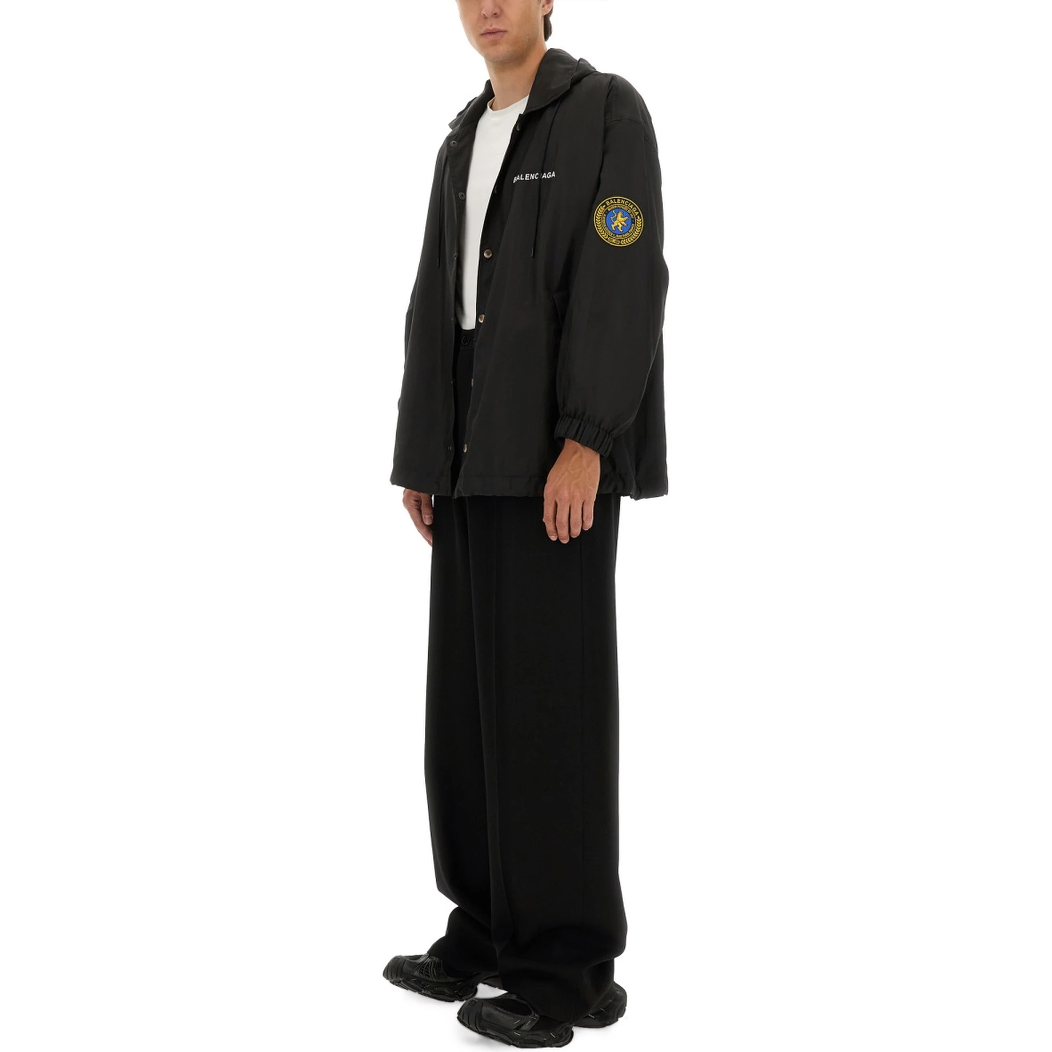 OVERSIZED WINDBREAKER