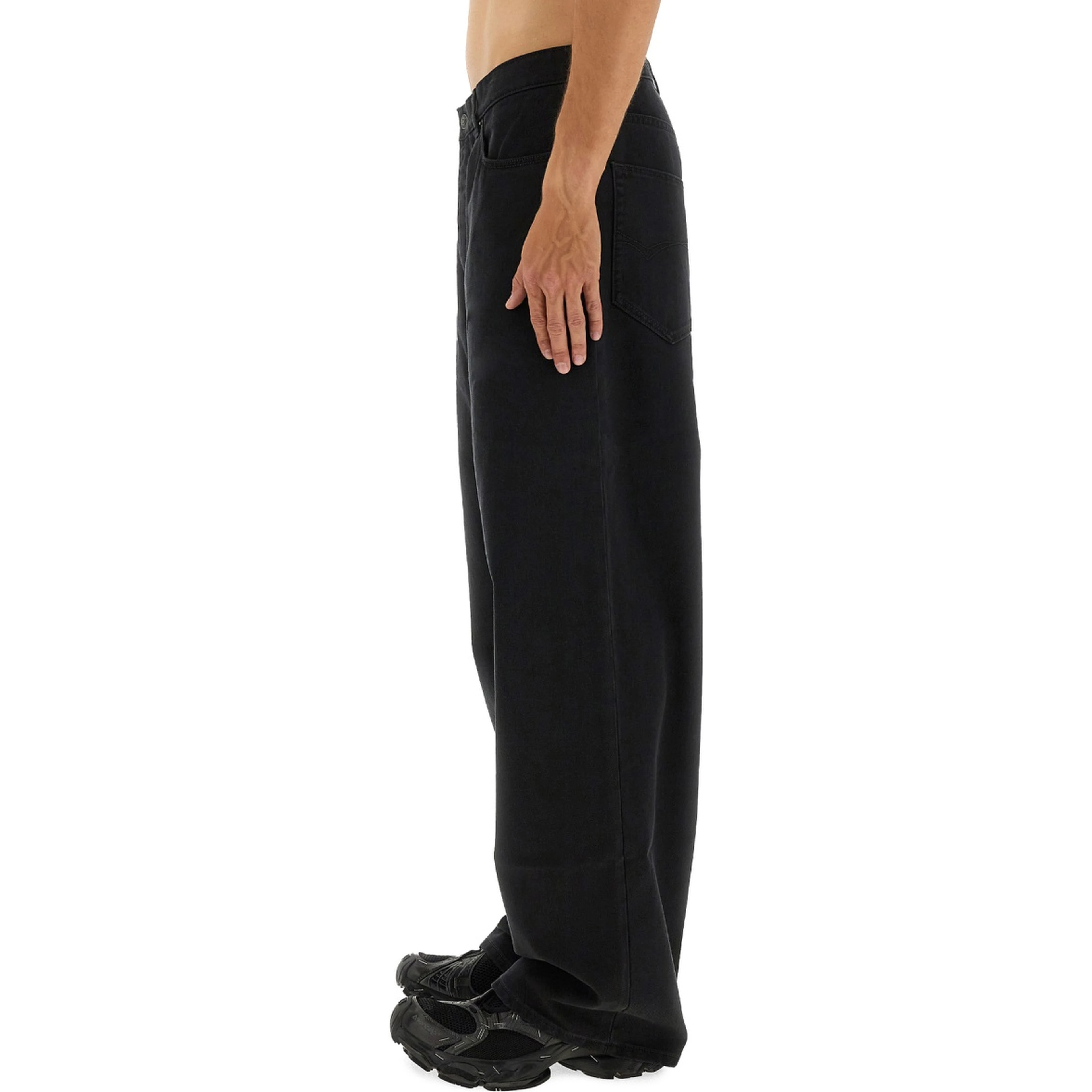 BAGGY PANTS