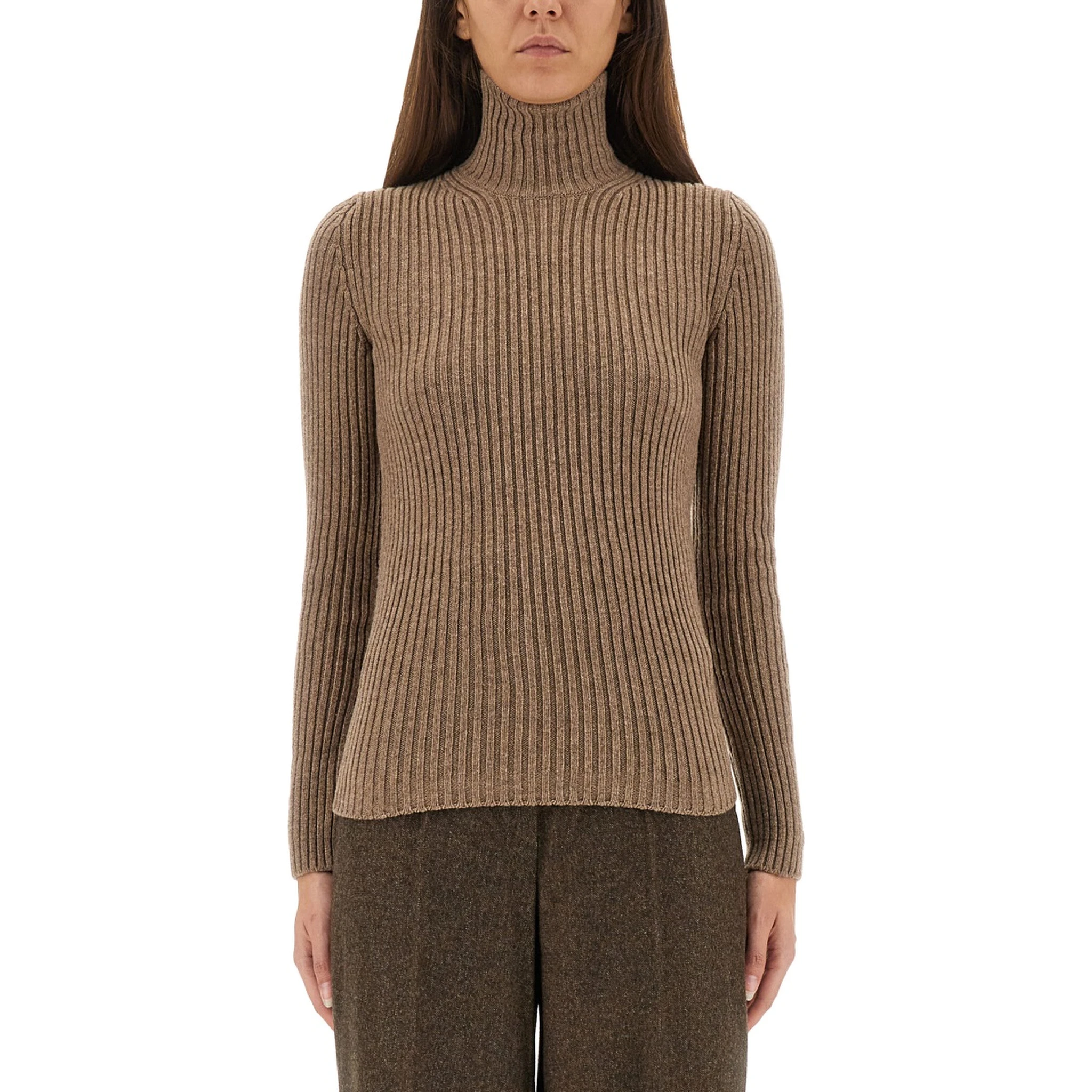 RIBBED TURTLENECK SWEATER