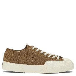 Sneakers & Slip-On