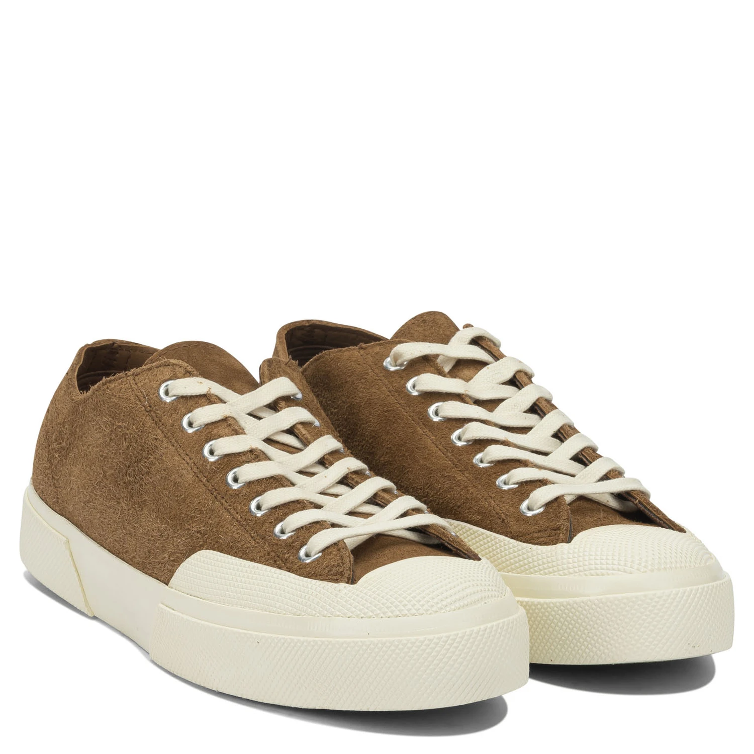 Sneakers & Slip-On