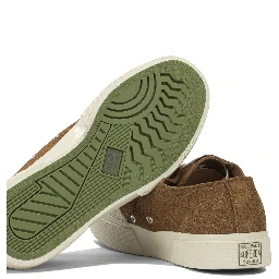 Sneakers & Slip-On