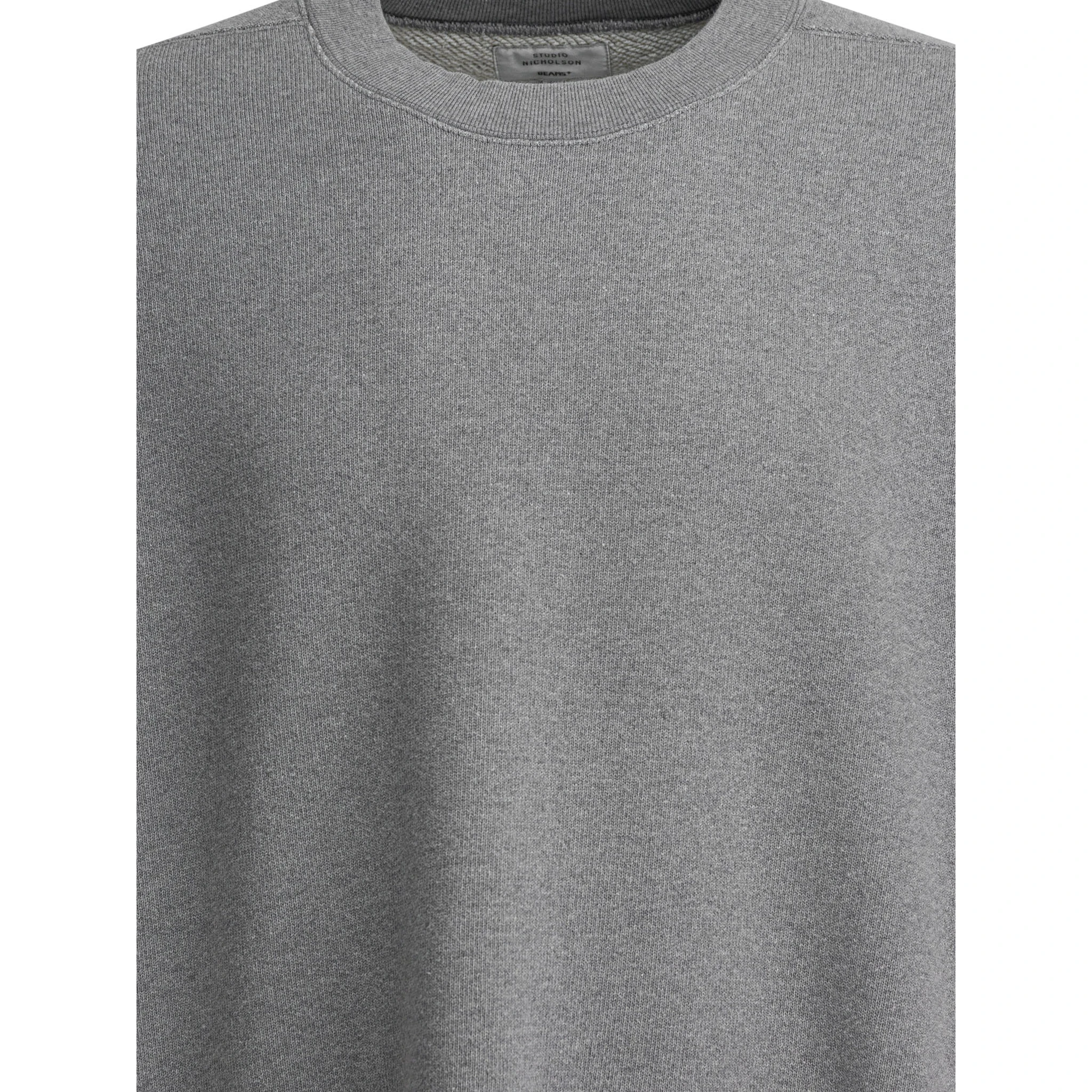 سويت شيرت برقبة دائرية "جولايتلي"