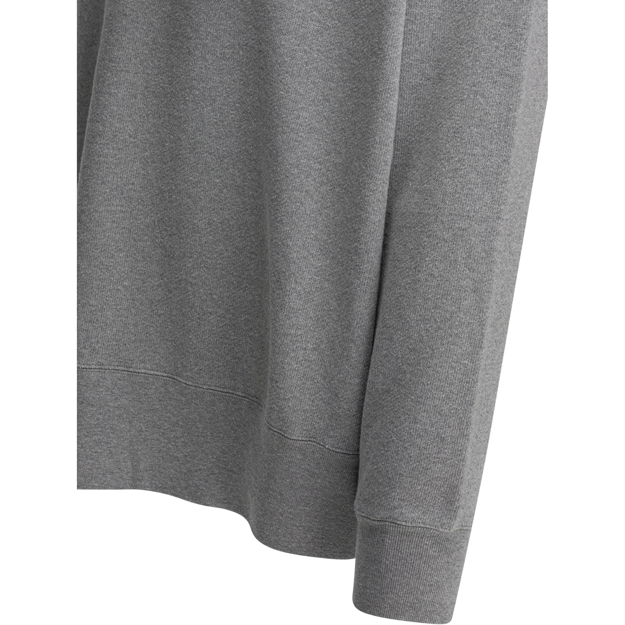 سويت شيرت برقبة دائرية "جولايتلي"