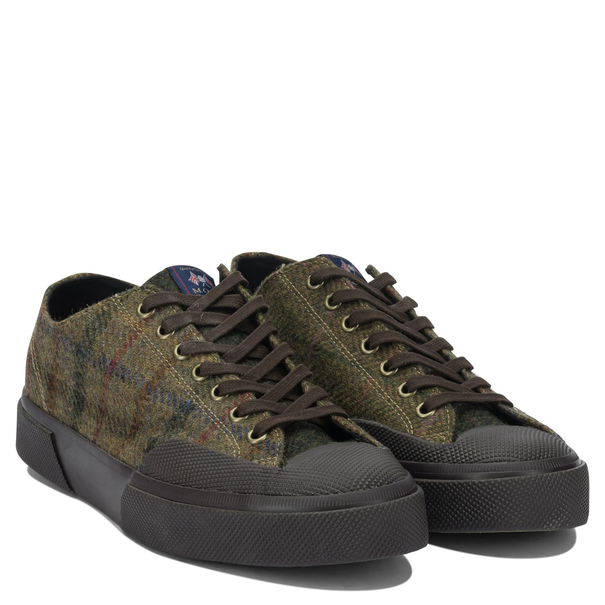Sneakers & Slip-On