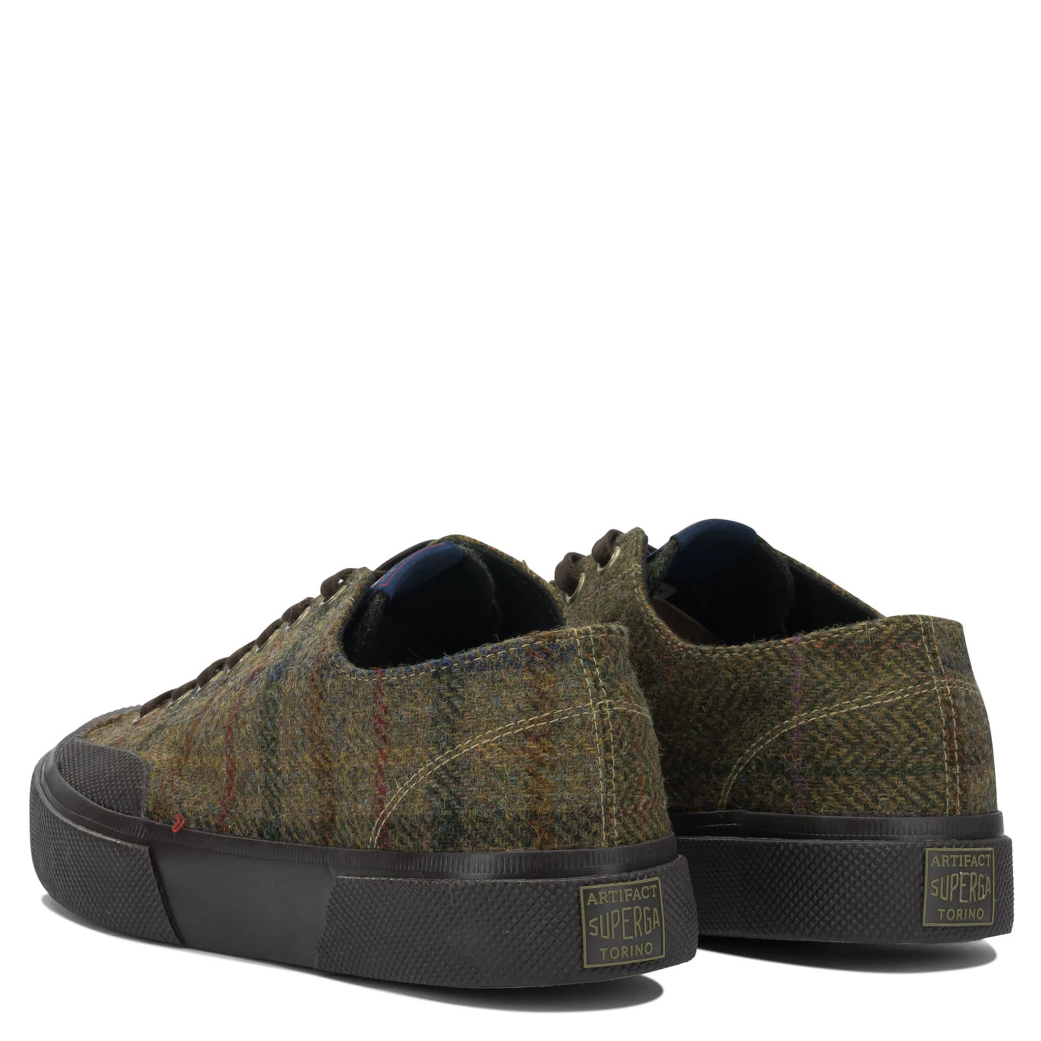Sneakers & Slip-On