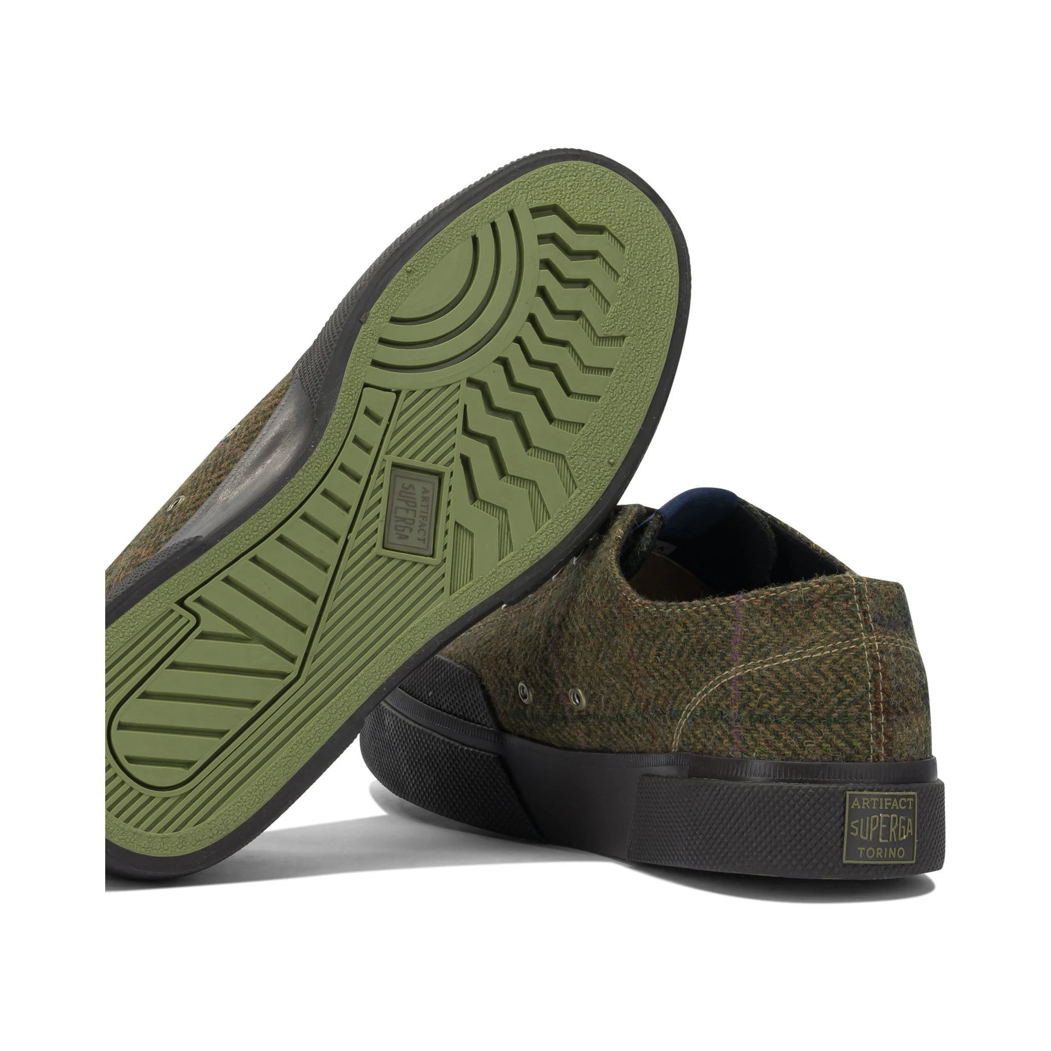 Sneakers & Slip-On