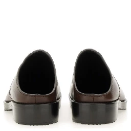 LEATHER CLOGS
