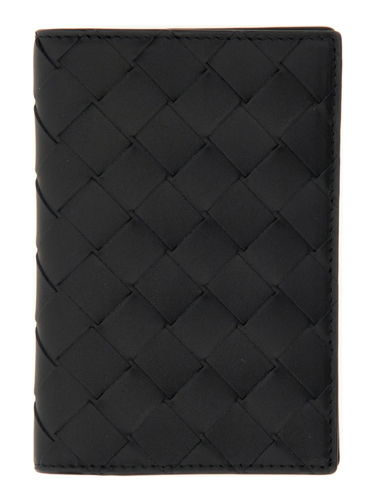 LEATHER PASSPORT HOLDER