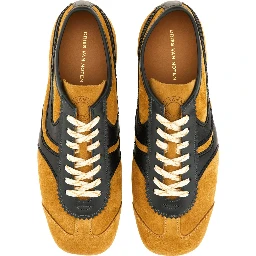 SUEDE SNEAKER