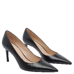 ستيوارت ويتزمان بكعب أسود