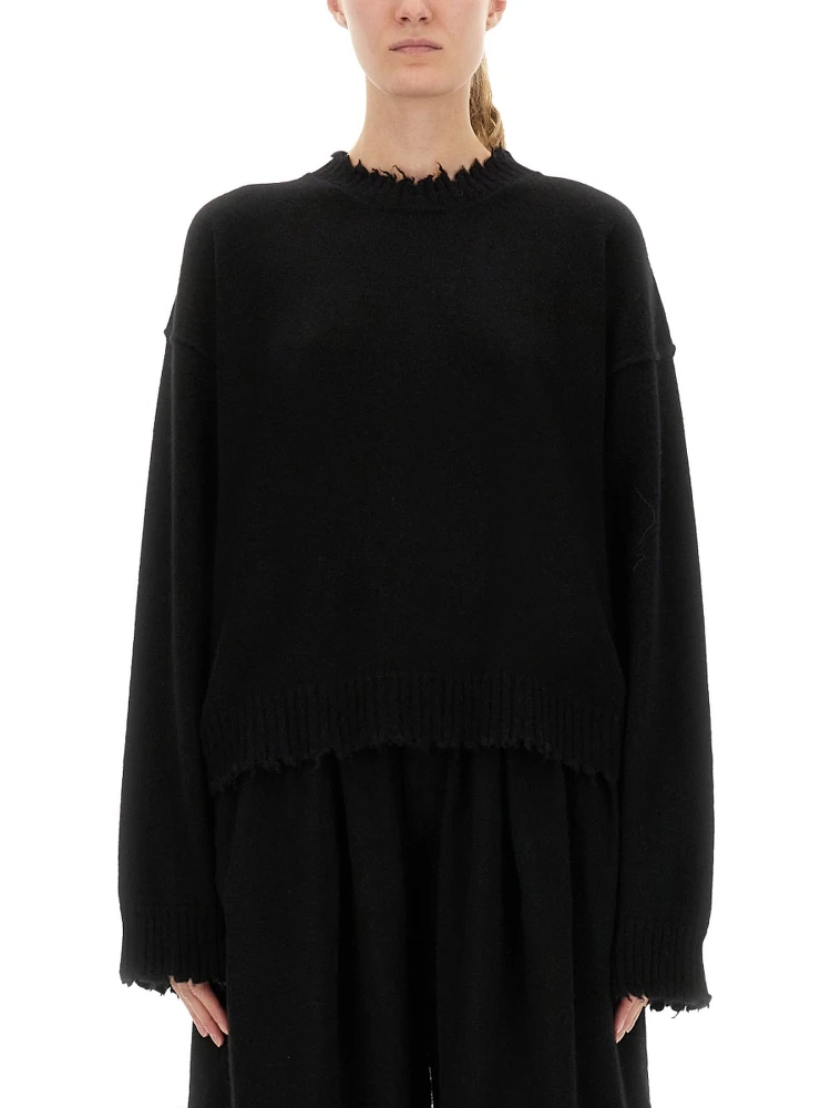 CASHMERE SWEATER WITH BANGS