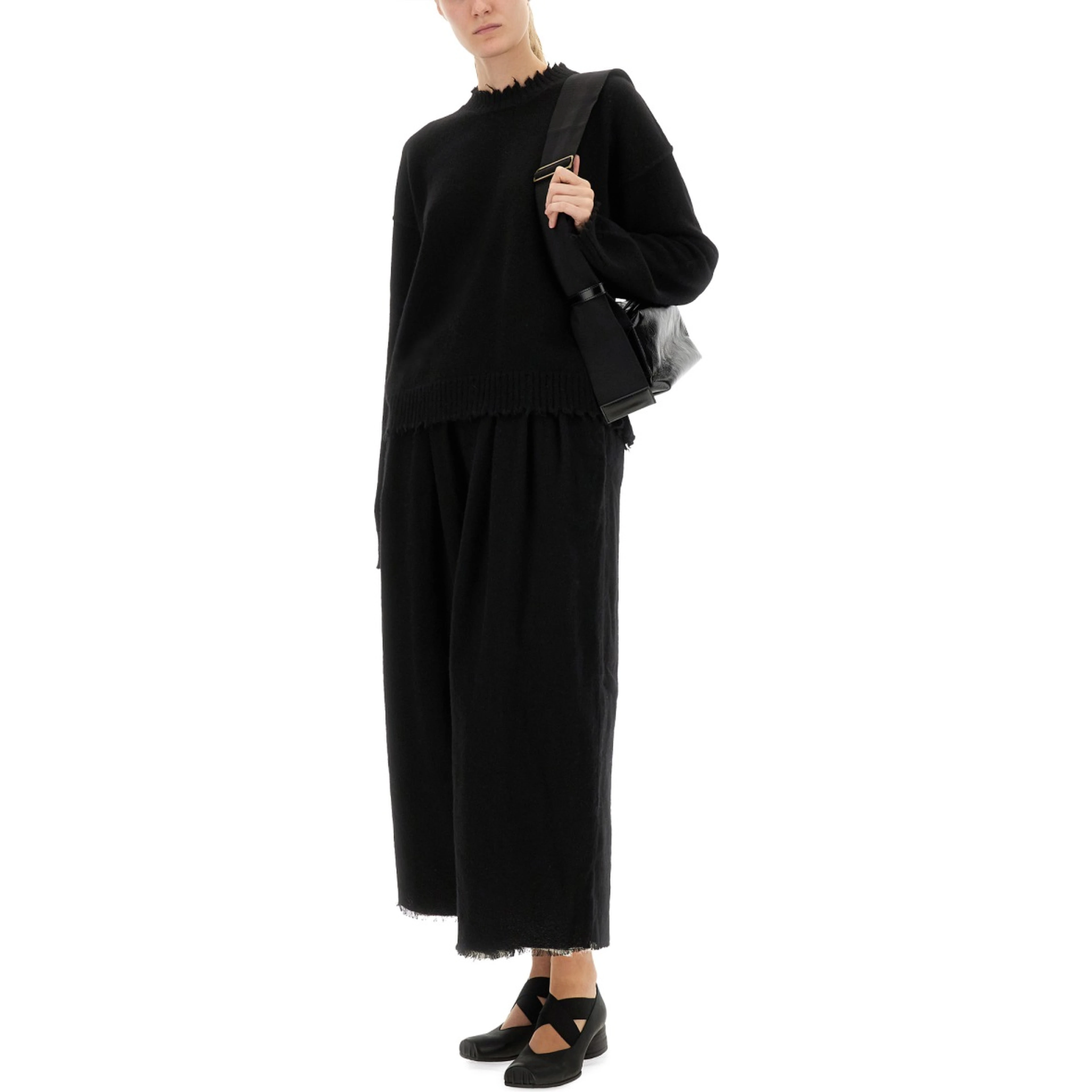 CASHMERE SWEATER WITH BANGS