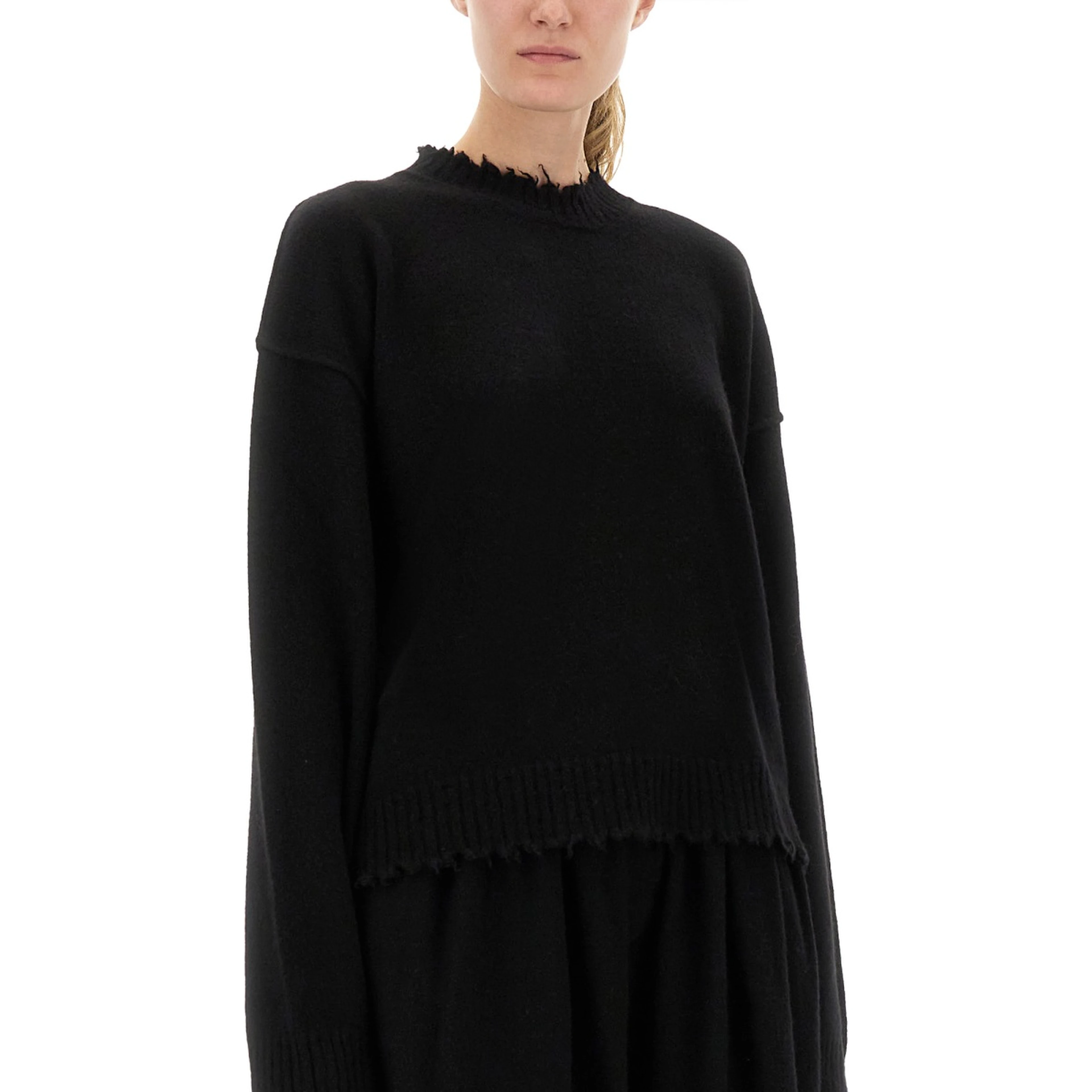 CASHMERE SWEATER WITH BANGS