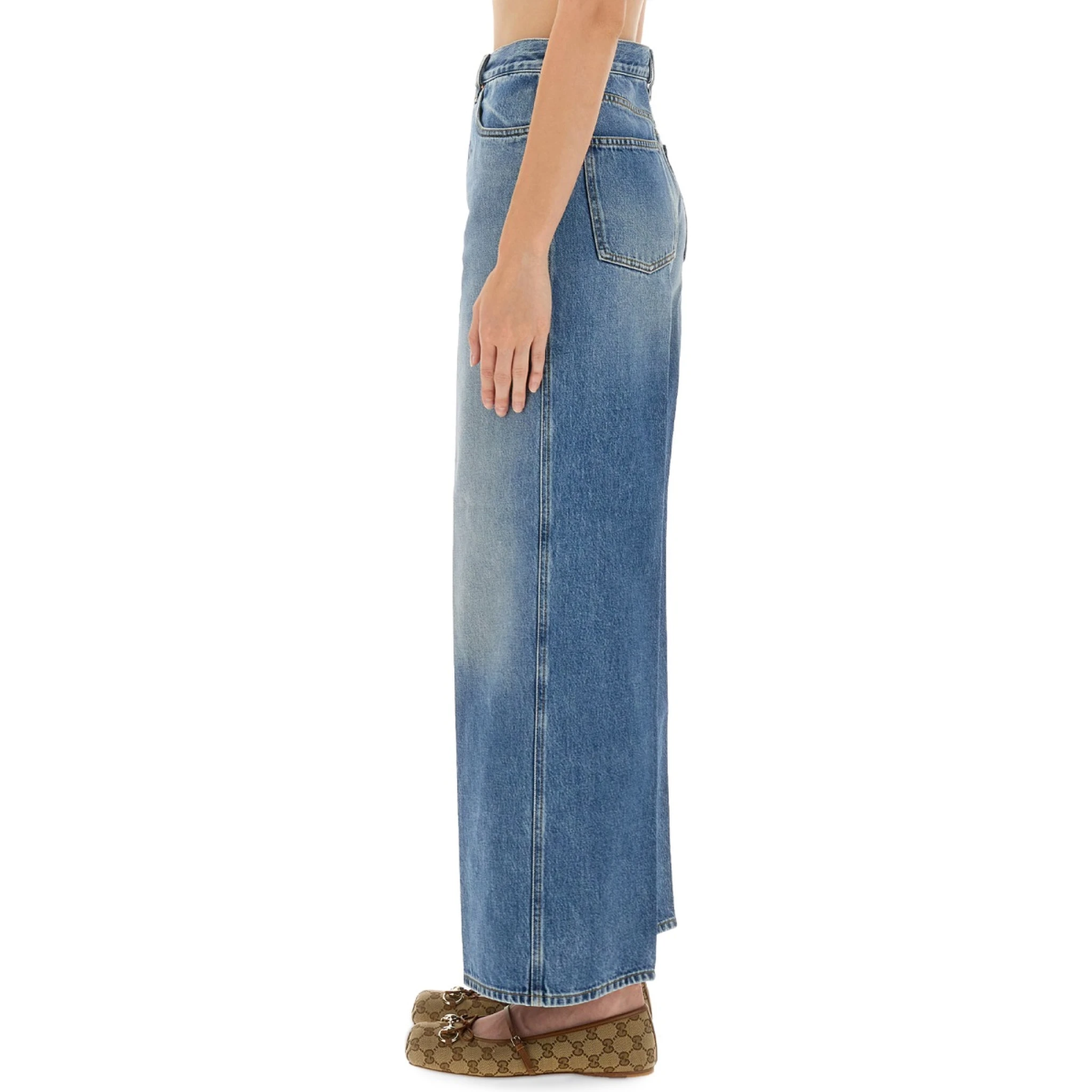 "WIDE-LEG" JEANS