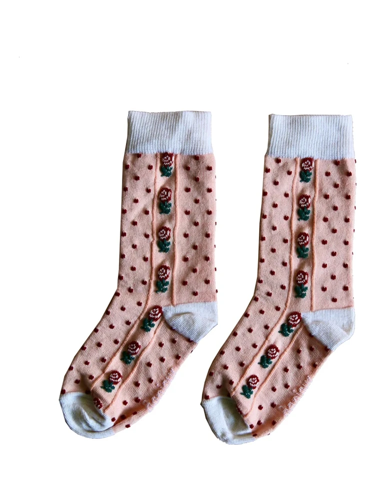 SOCKS WITH FLOWERS