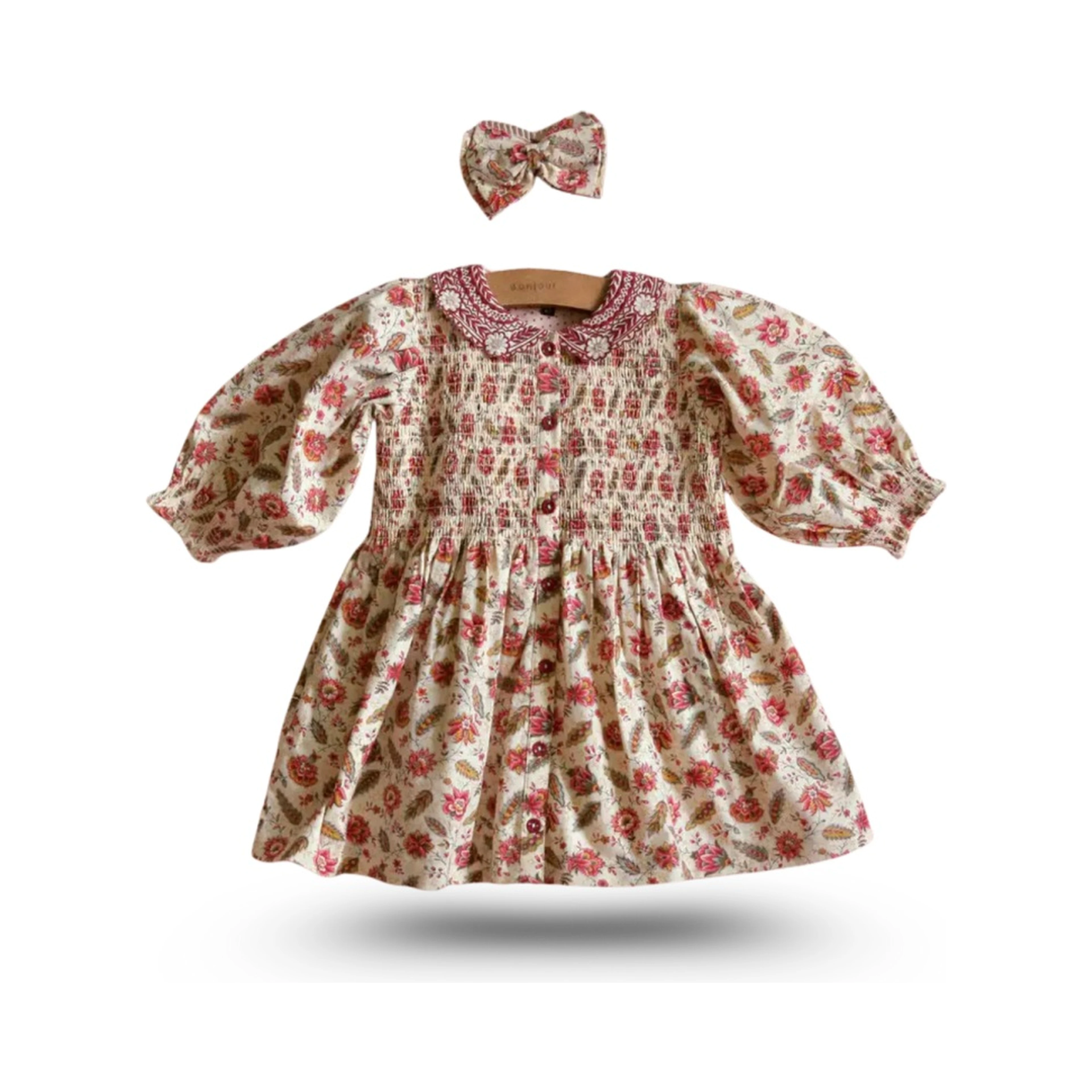 DRESS WITH HAIR CLIP
