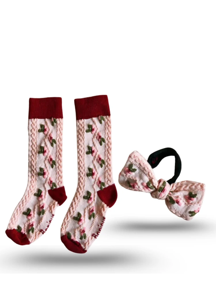 SOCK SET WITH CLIP