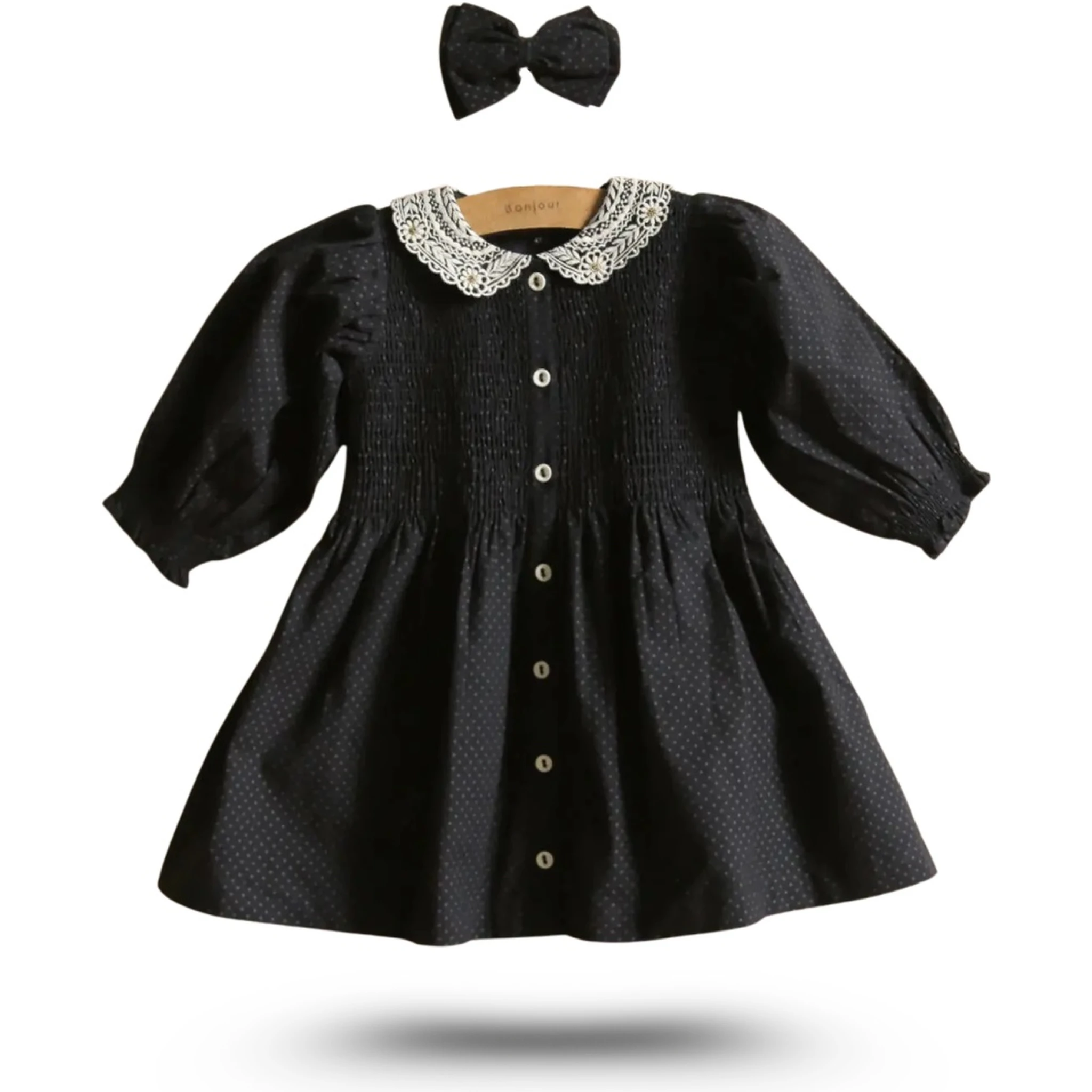 فستان مع مشبك شعر