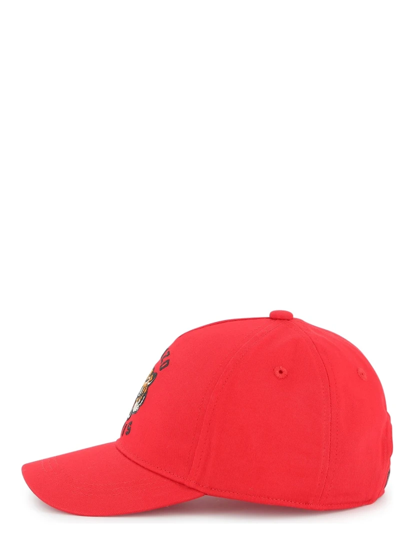 HAT WITH LOGO