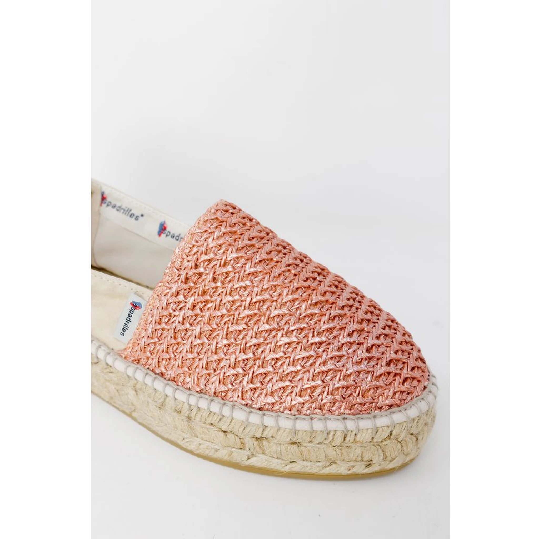 أحذية بكعب عالٍ من الكتان متعدد الألوان