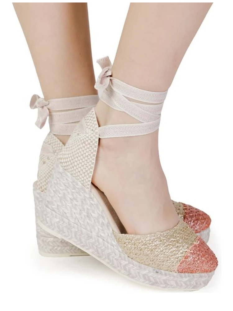 أحذية بكعب عالٍ من القطن متعدد الألوان