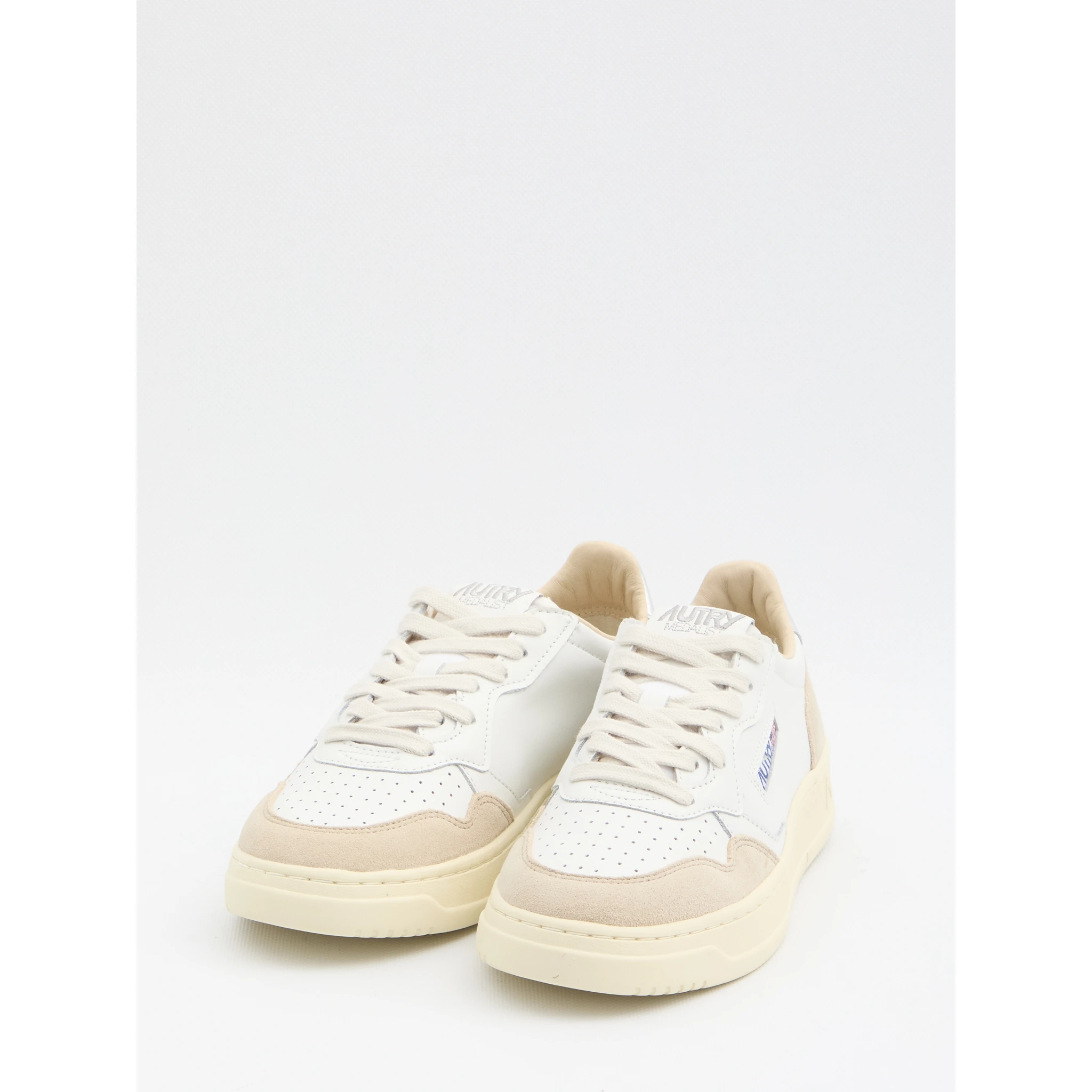 حذاء رياضي منخفض من ميداليست