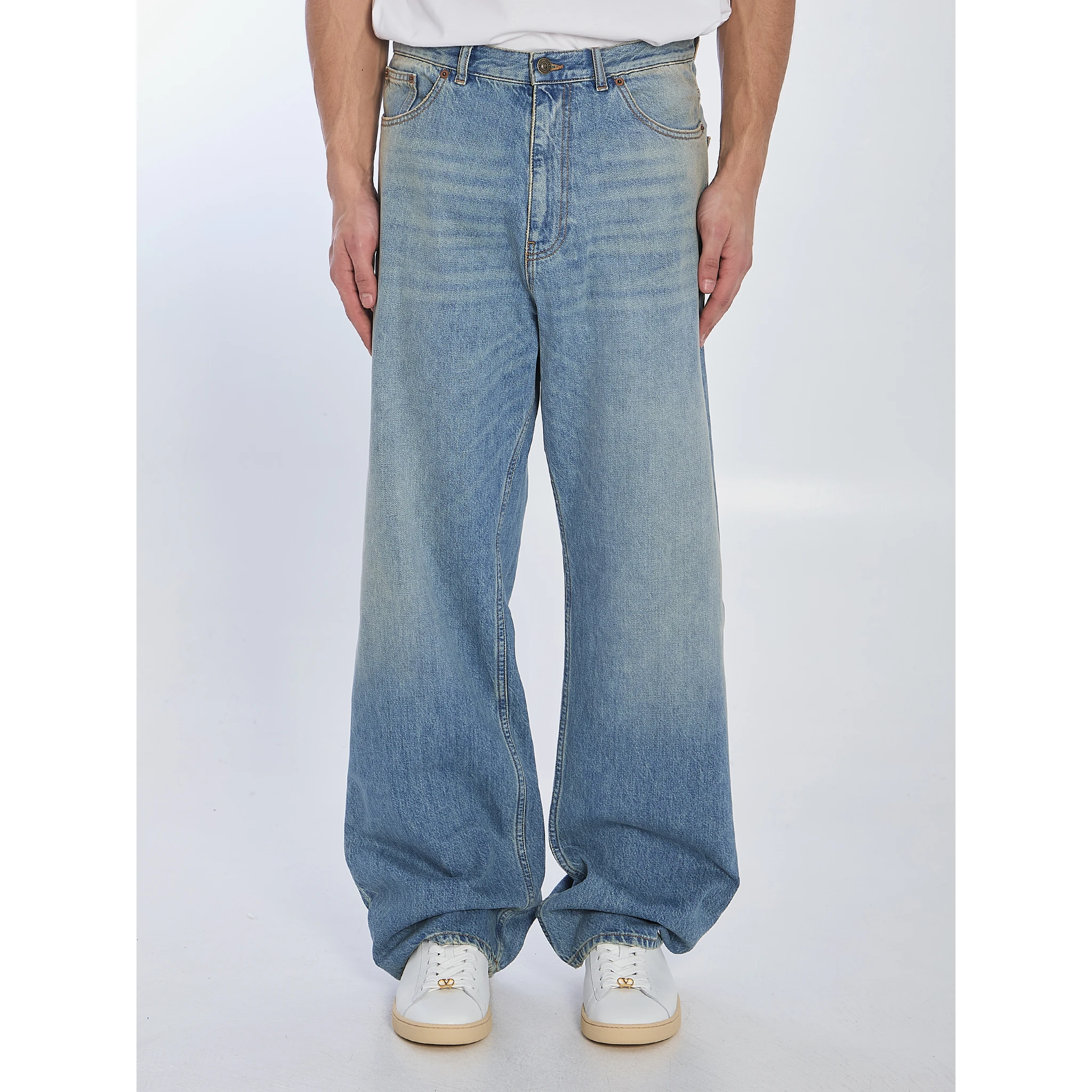 Chez Valentino jeans