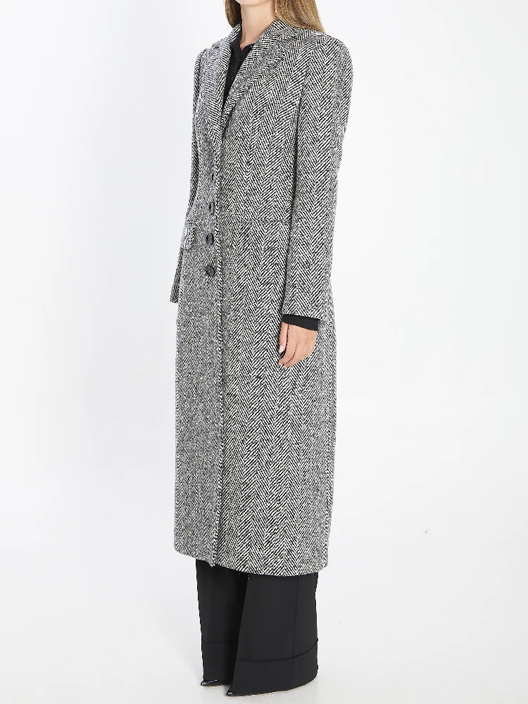 Single-breasted coat alternative