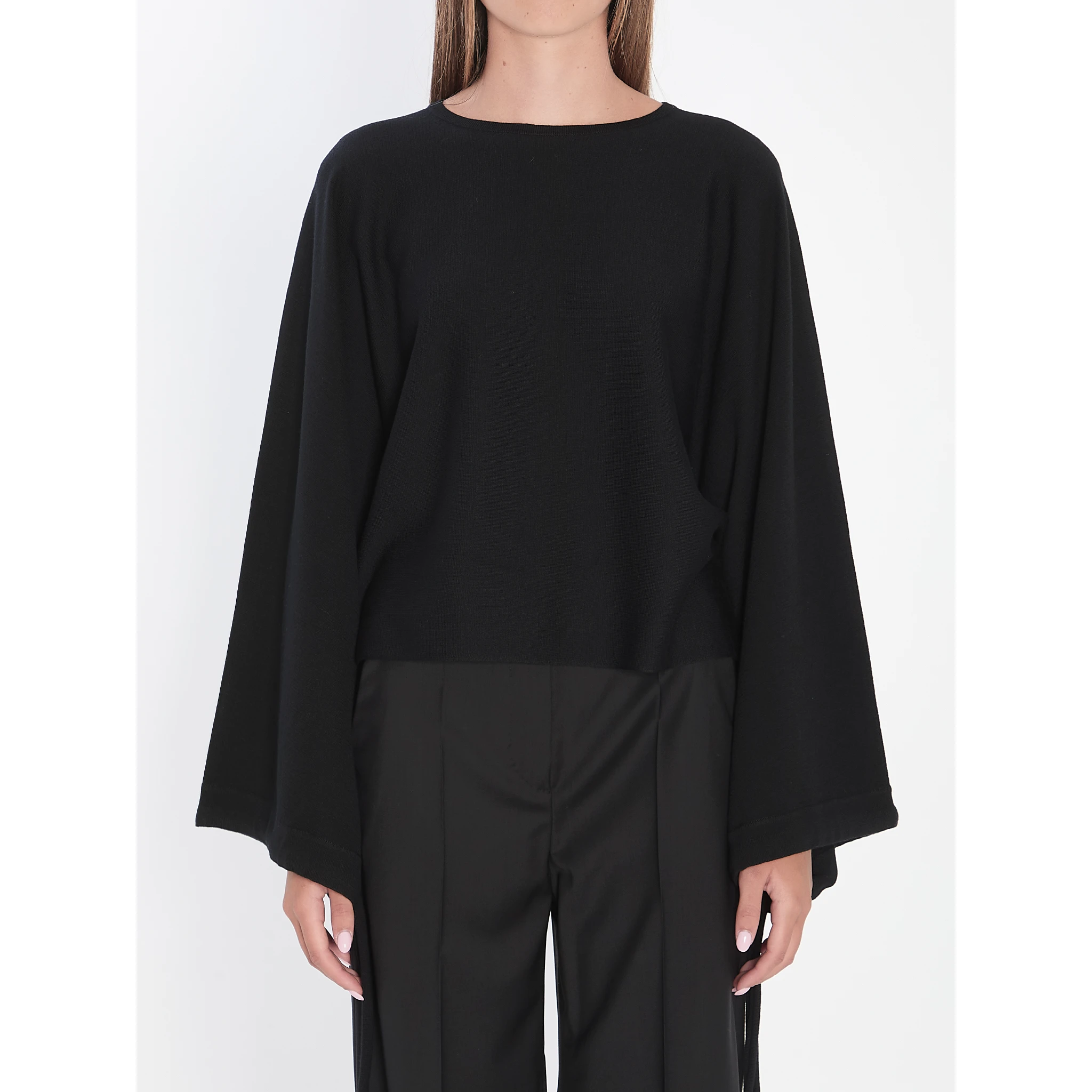 Sweater in fine wool yarn