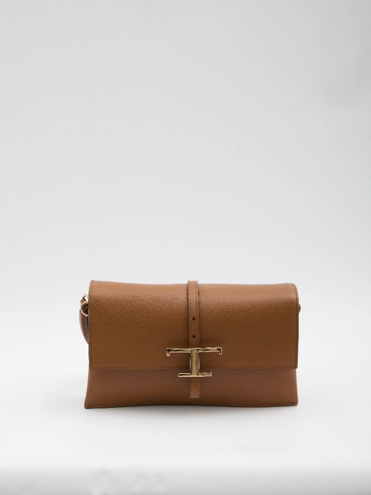 T Timelss flap bag in leather