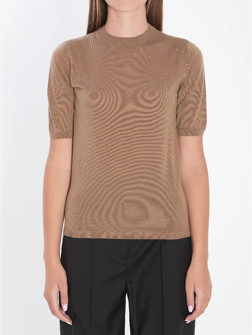 Basic wool sweater