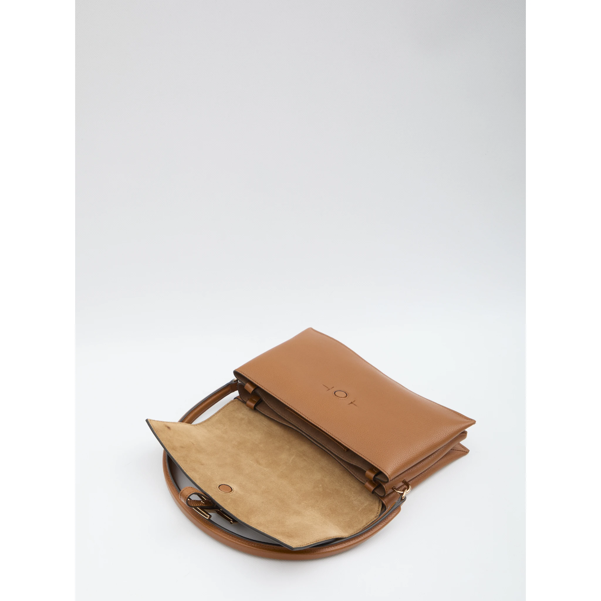 T Timelss flap bag in leather