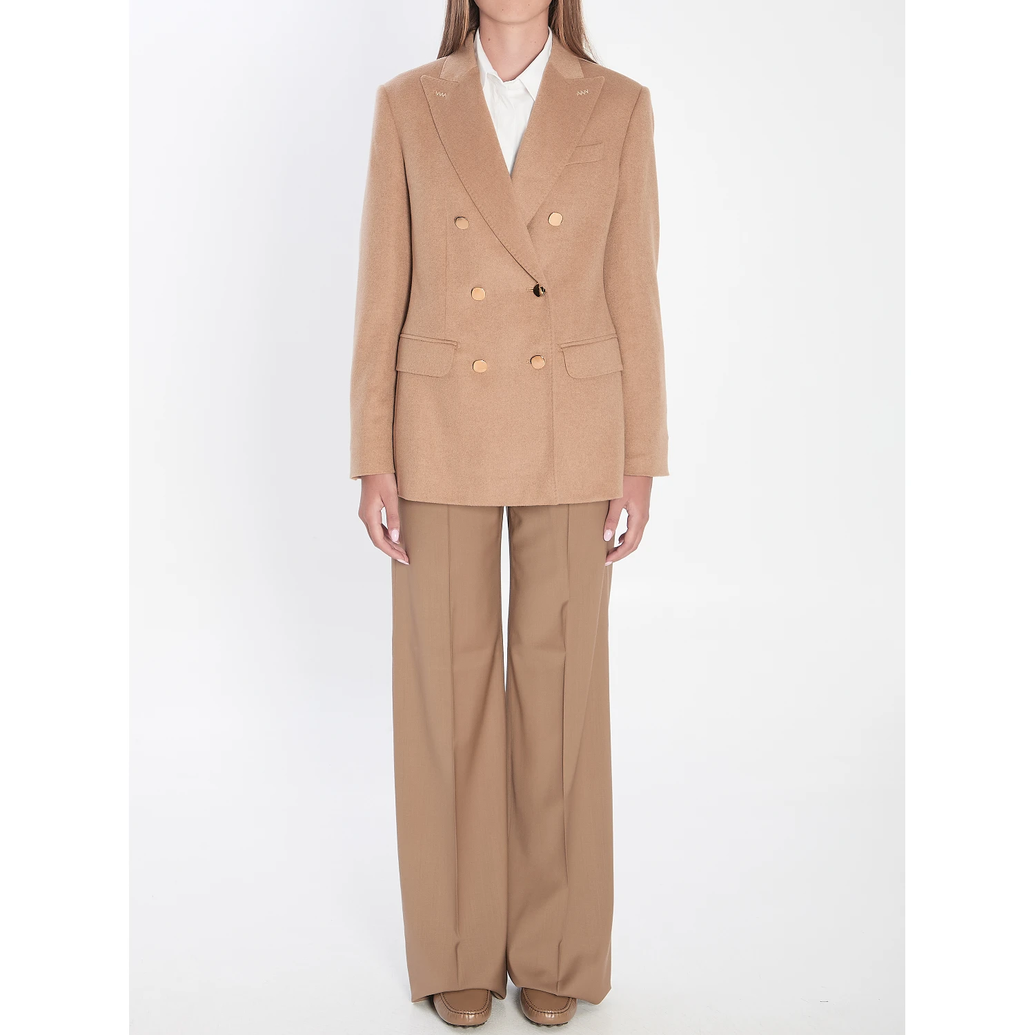 Double-breasted blazer in camel