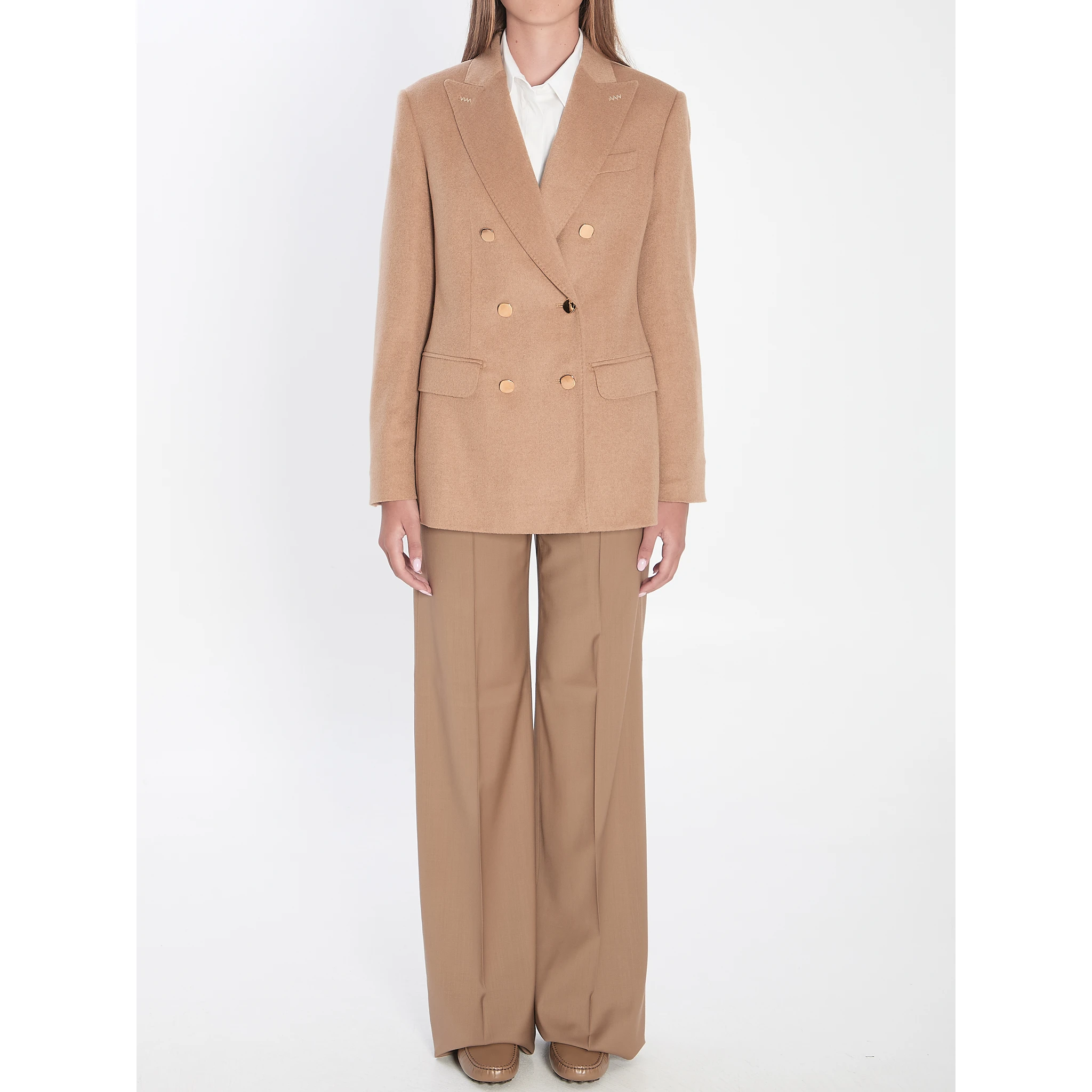 Double-breasted blazer in camel