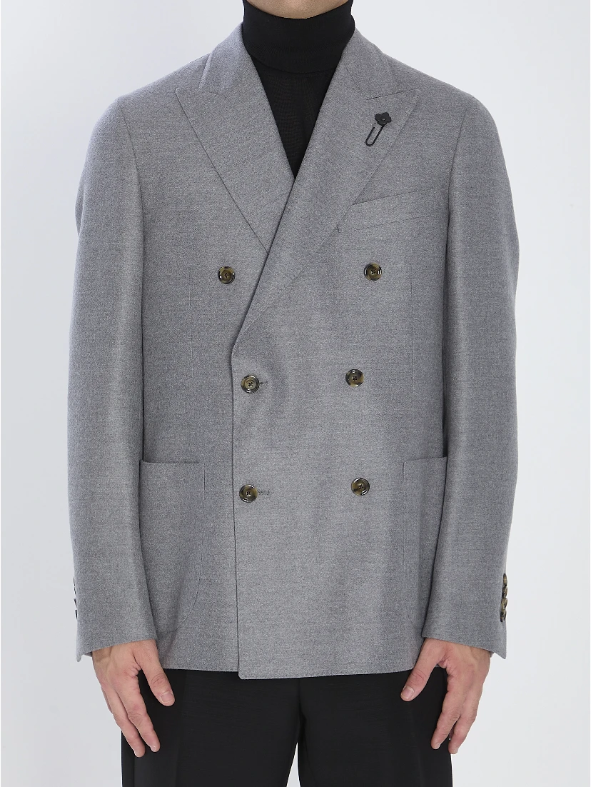 Double-breasted jacket in pure virgin wool