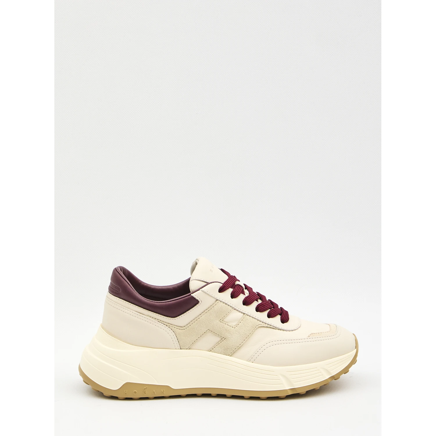 H669 sneakers