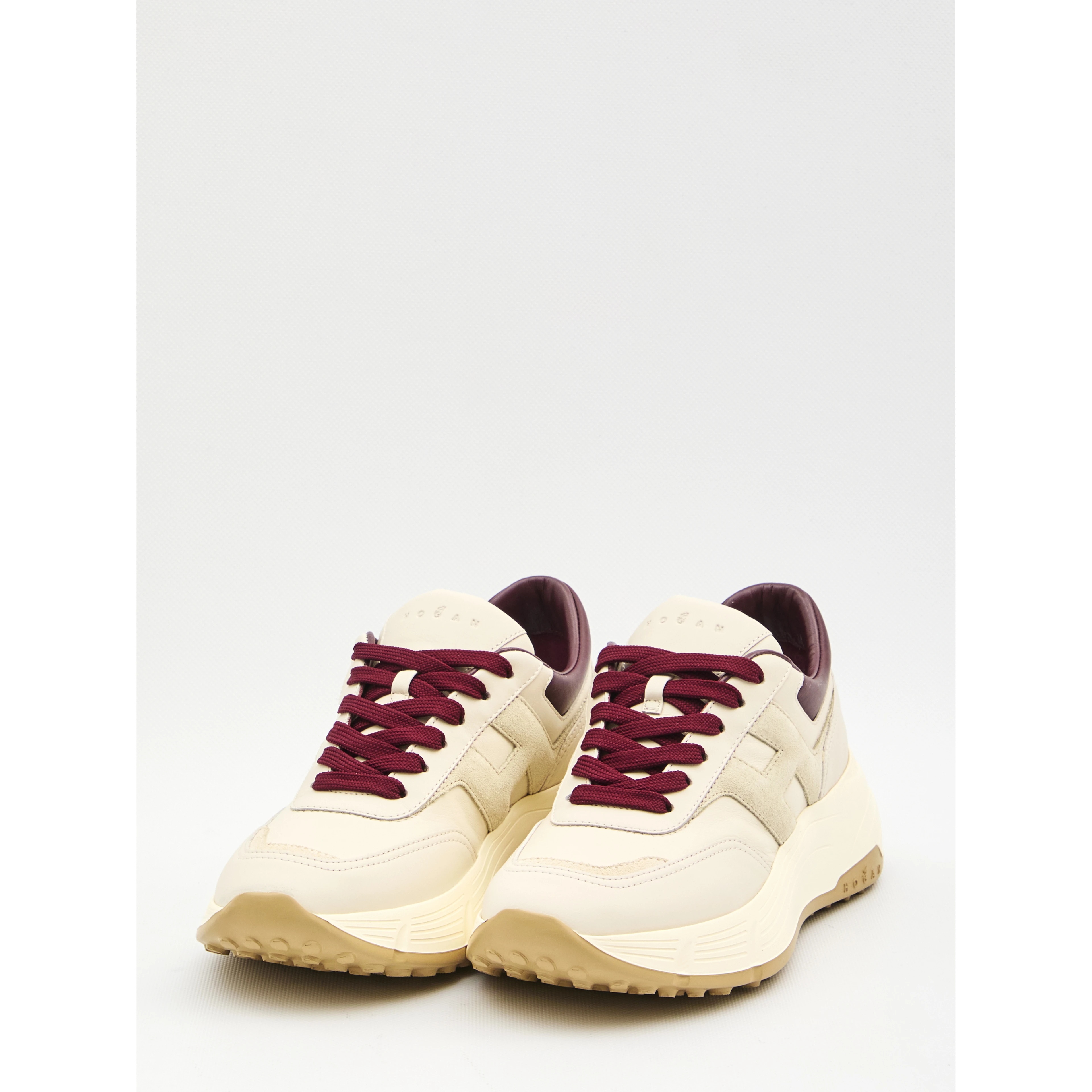 H669 sneakers