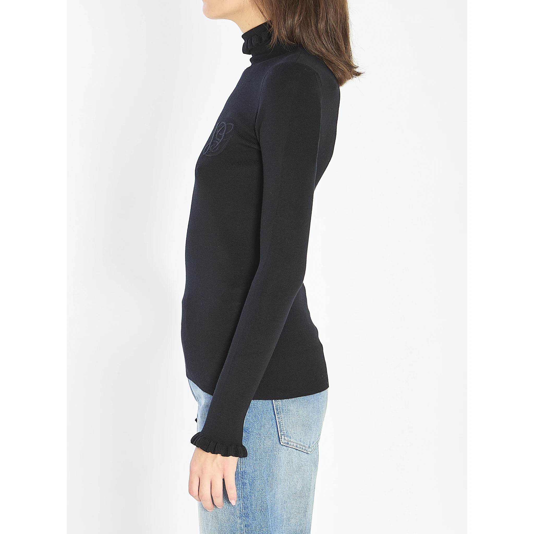 Turtleneck with ruffles