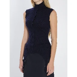 Top with lingerie garter