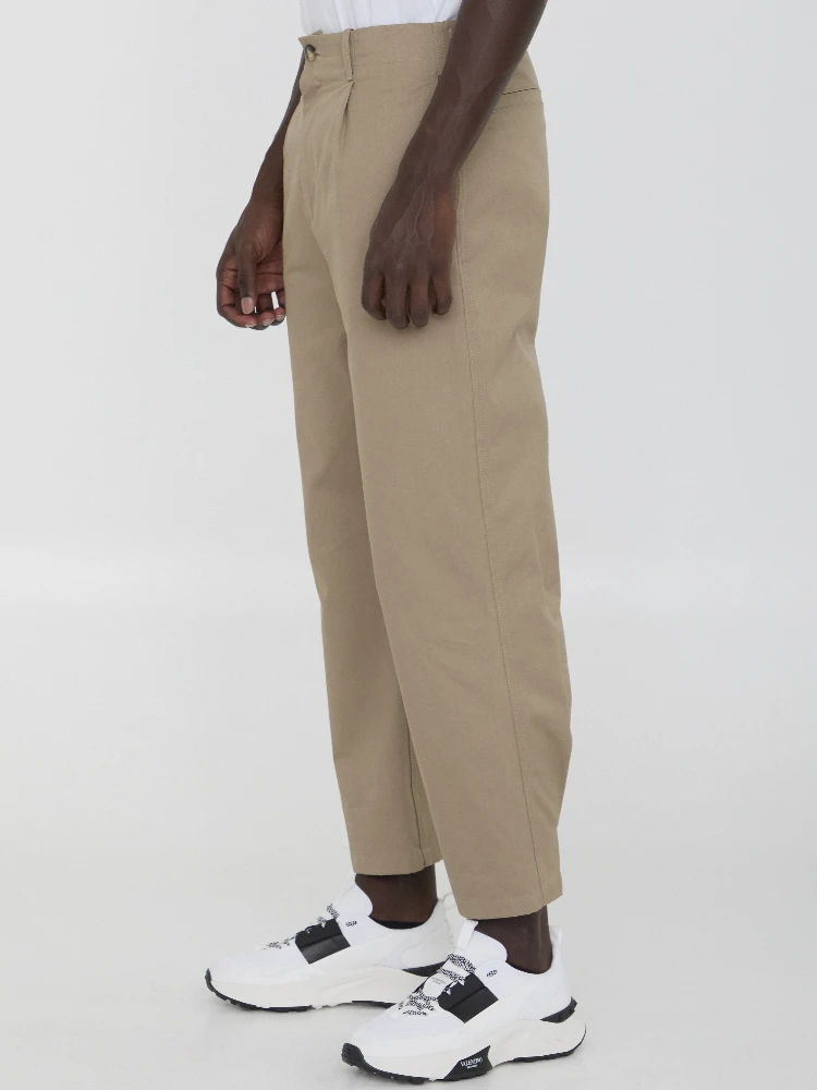 Pants in cotton gabardine alternative