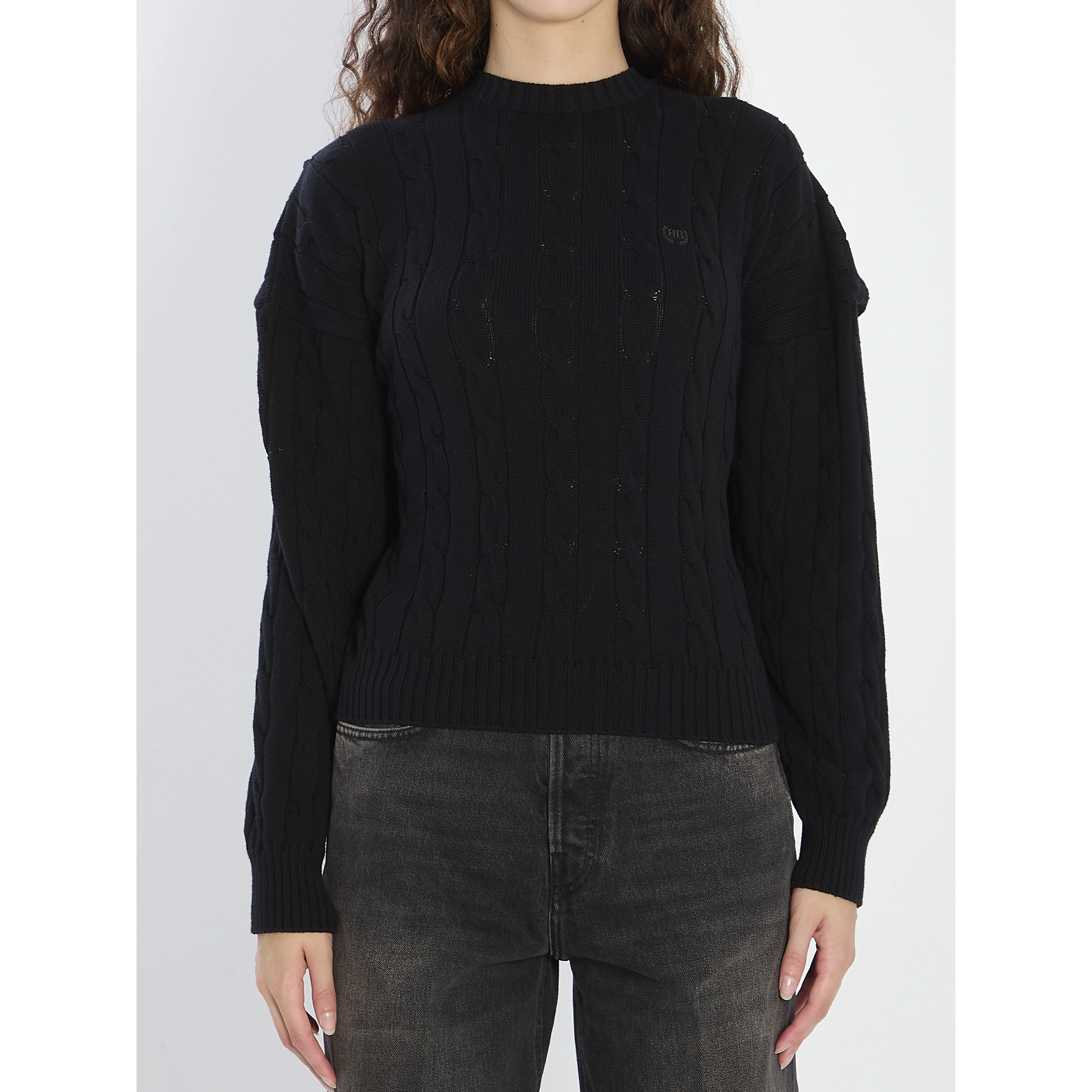 Sweater with logo