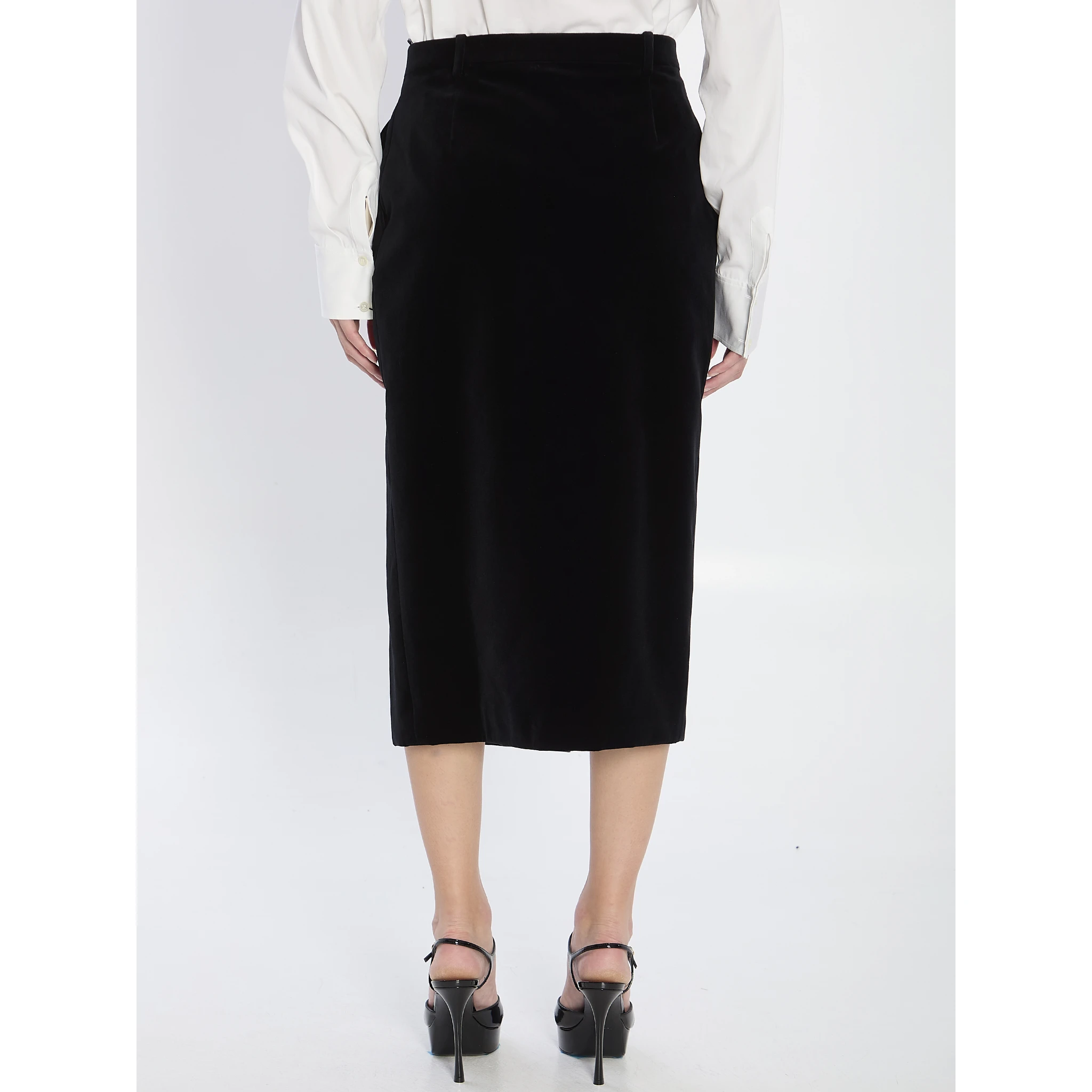 Wrap skirt in velvet