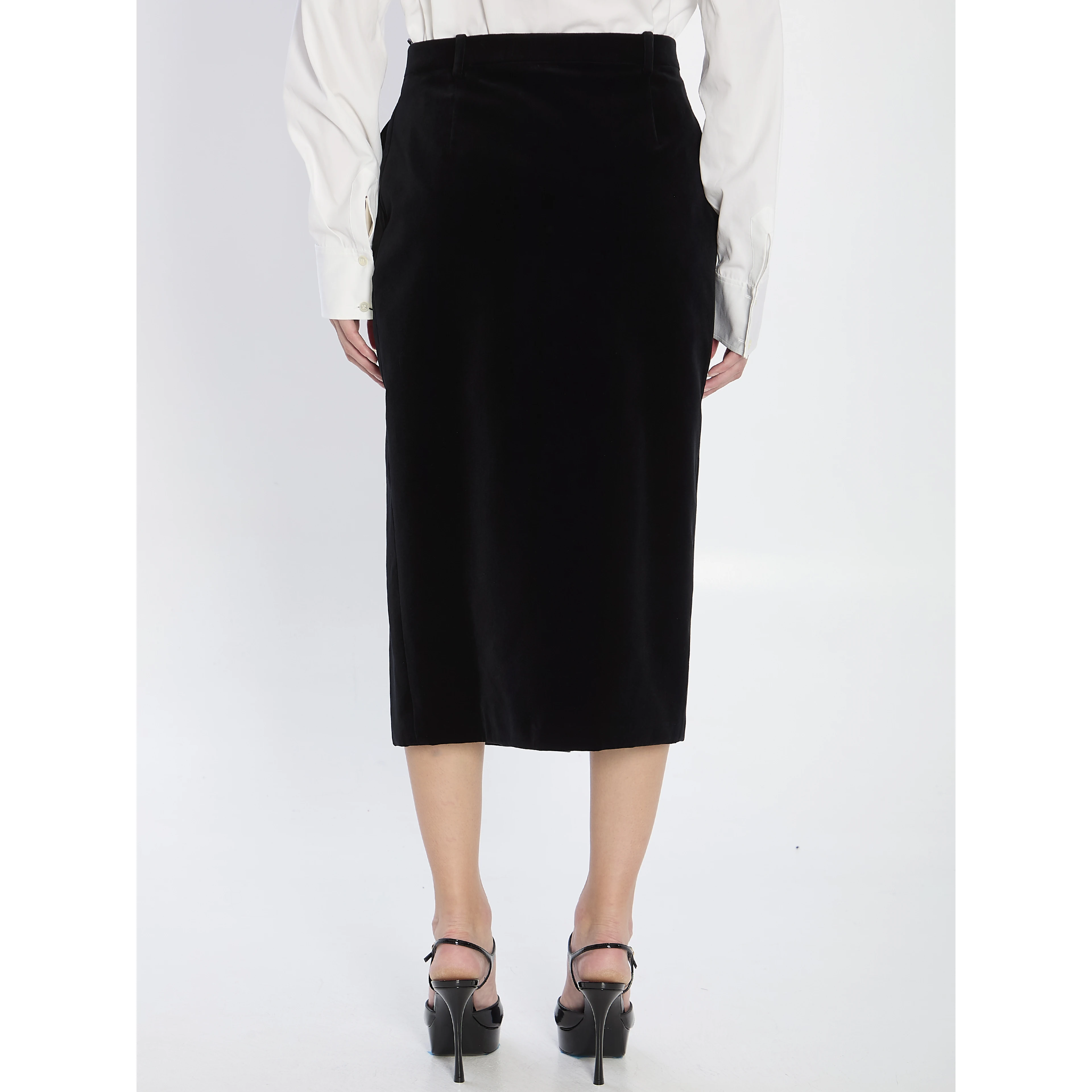 Wrap skirt in velvet