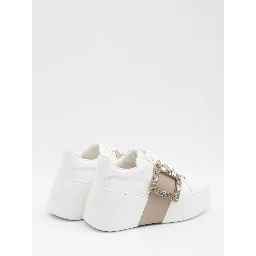 Viv' Skate sneakers in leather




Chiedi a ChatGPT