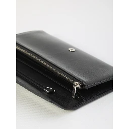 Belle Vivier wallet with chain