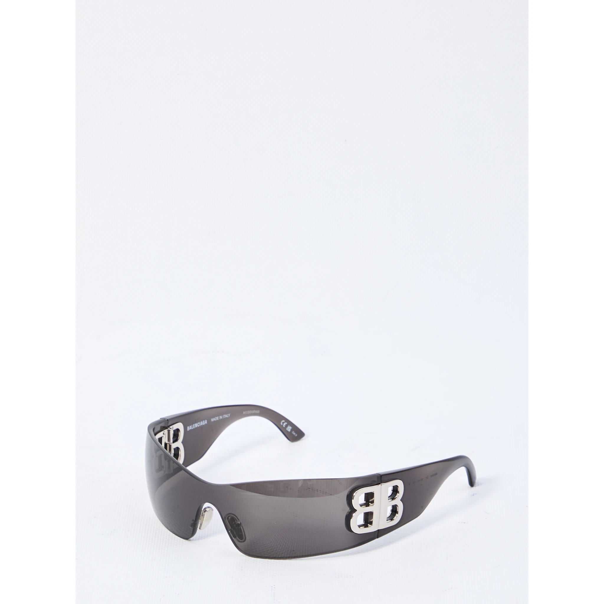 Bossy Mask sunglasses