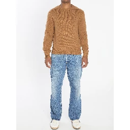 سترة برقبة دائرية من تصميم Ami de Coeur